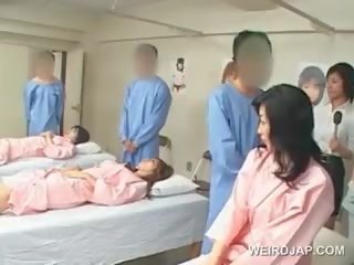 Asiática morena amante golpes peluda pica-pau em o hospital